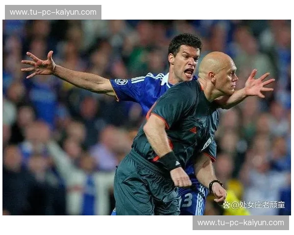 斯坦福桥的月光：切尔西与巴萨史诗次回合的恩怨情仇